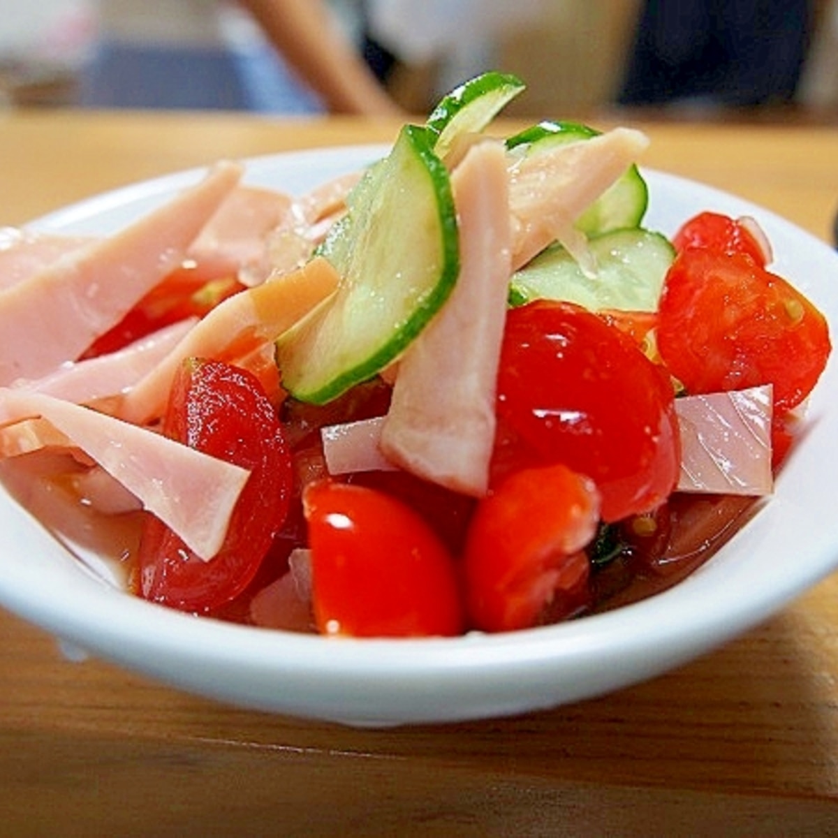 トマトとハムときゅうりのマリネ レシピ 作り方 By よっちごはん 楽天レシピ